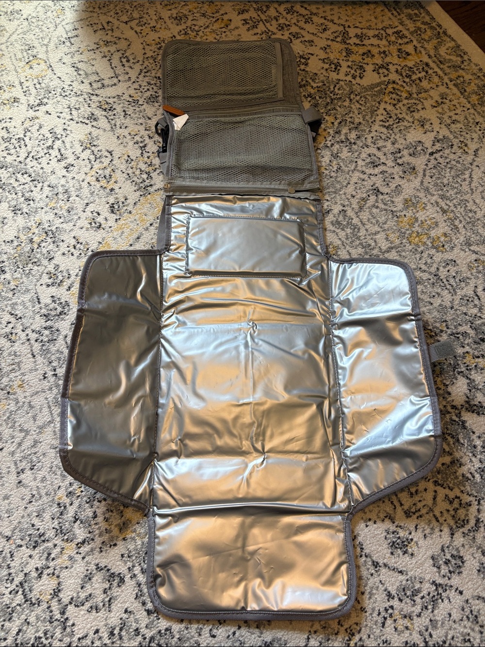 Portable Travel Baby Changing Mat - Multipocket Foldable Organizer - Like New